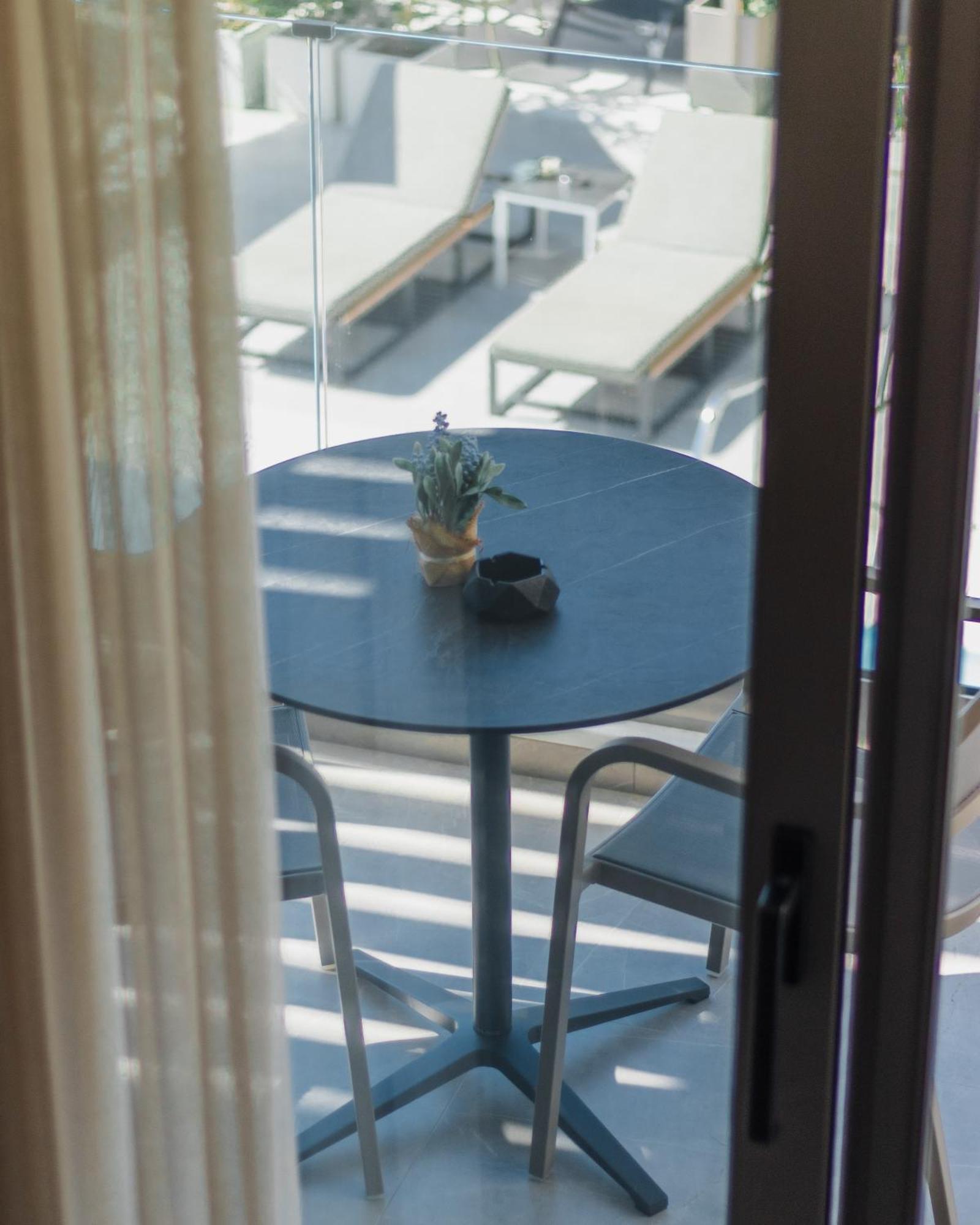Serenity Suites Nikiti  Zimmer foto